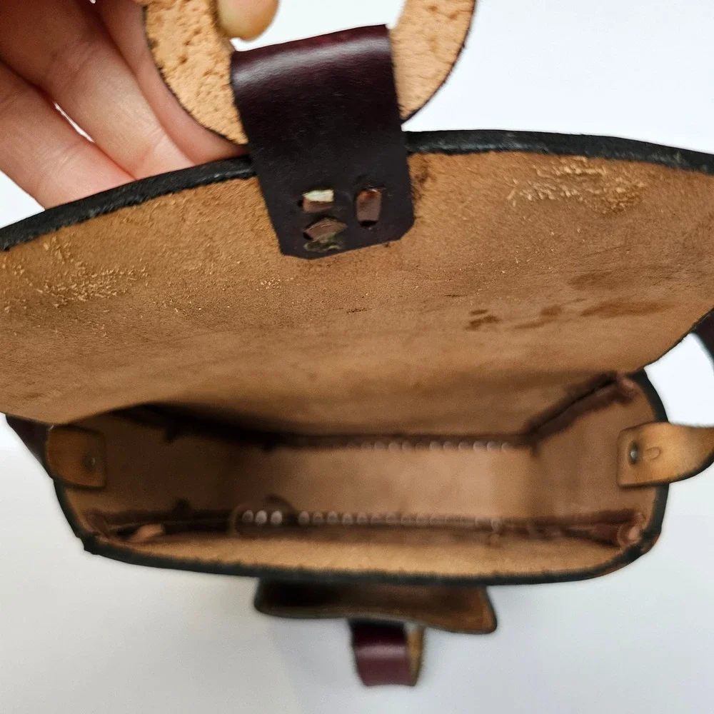 N/A handcrafted leather